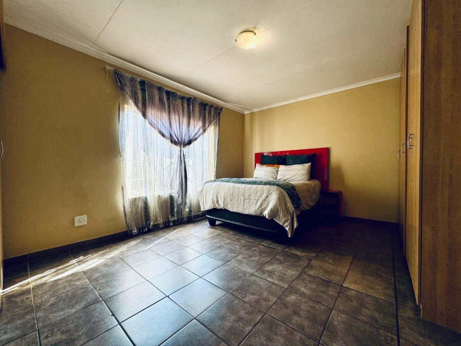 3 Bedroom Property for Sale in Waterval East North West